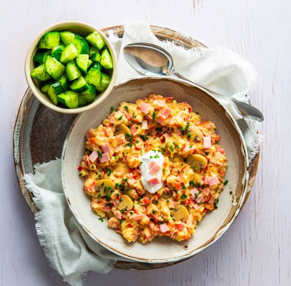 Low-Carb-Blumenkohl-„Risotto“ mit Schinken