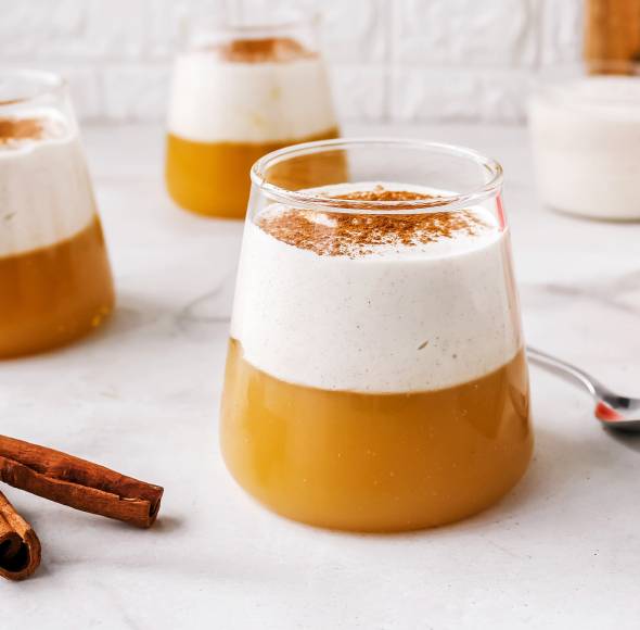 Apfelmus mit Zimtcreme
