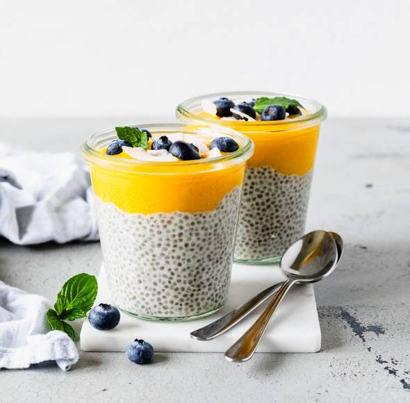 Chia Pudding mit Mangopüree