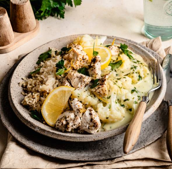 Leichtes Zitronen-Hähnchen mit Blumenkohlrahm