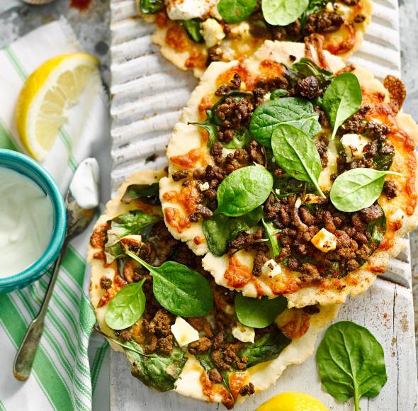 Mini-Lammhackpizzen mit Spinat