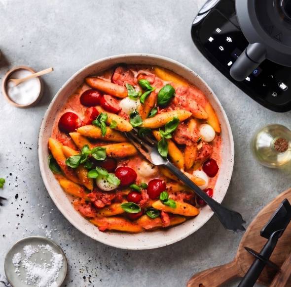 Schupfnudelpfanne Tomate-Mozzarella mit dem MC compact