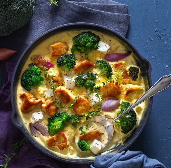Low-Carb-Hähnchenauflauf mit Brokkoli