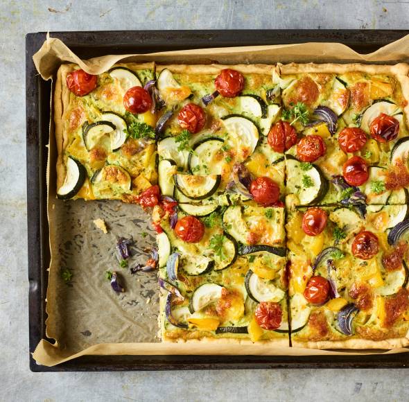 Mediterrane Tomate-Zucchini-Quiche