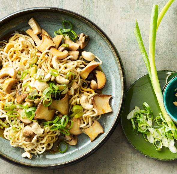15 Minuten Asia-Pilz-Nudeln