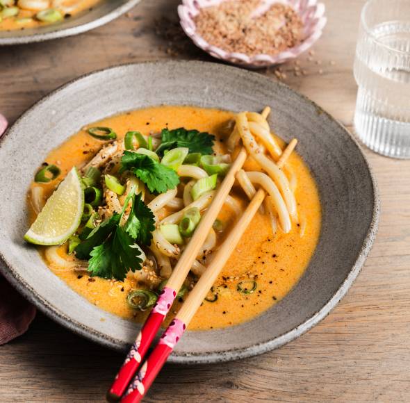 Einfacher Asia-Ramen-Nudeltopf