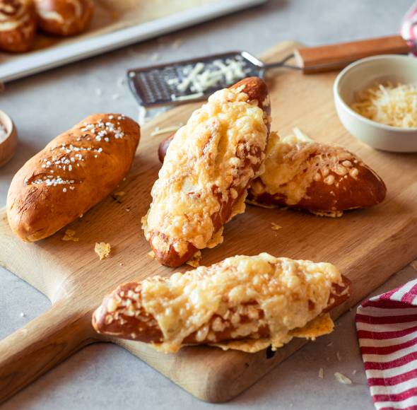 Käse-Laugen-Stangen wie vom Bäcker
