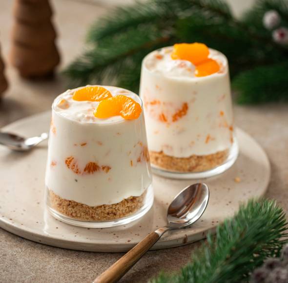 Käse-Sahne-Dessert mit Mandarinen