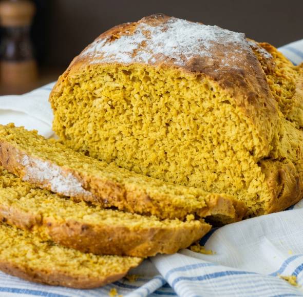 Kürbisbrot mit Hokkaido-Kürbis 