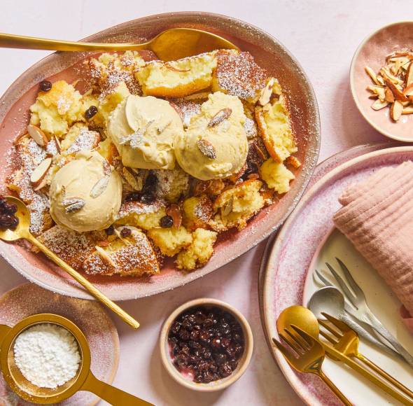 Vanilleschmarrn mit gebrannten Mandeln
