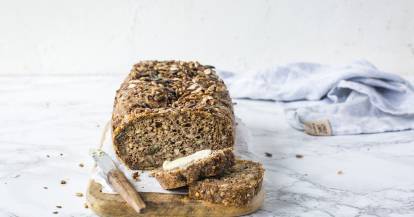 Low-Carb-Brot mit Nüssen