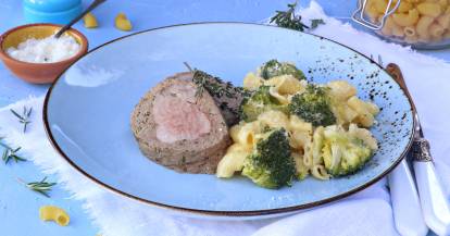 Schweinefilet mit Nudeln und Brokkoli