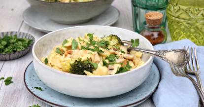 Spätzletopf mit Hähnchen und Brokkoli