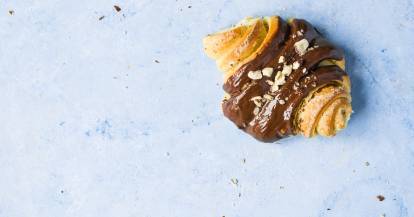 Vanille-Franzbrötchen mit Glasur