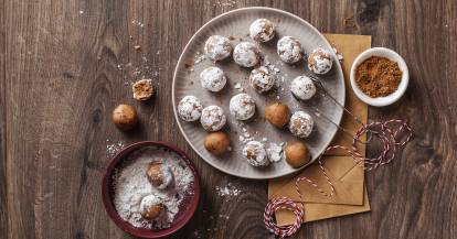 Himmlische Stollenkugeln mit weißer Schokolade