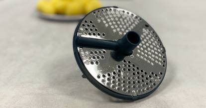 Wunderpeeler® für den Monsieur Cuisine auf hellem Untergrund