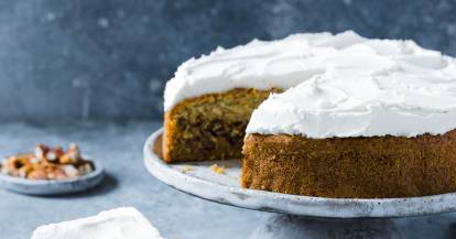 Pekanusskuchen mit White-Chocolate-Frosting
