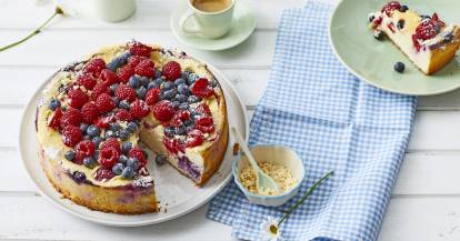 Ricotta-Käsekuchen mit Beeren