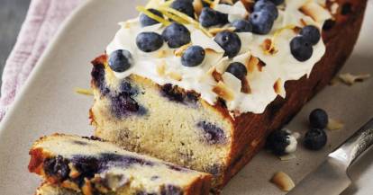 Zuckerfreier Kastenkuchen mit Blaubeeren für Monsieur Cuisine