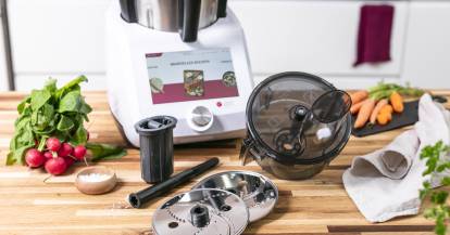 Monsieur Cuisine mit dem WunderSlicer® Zubehör