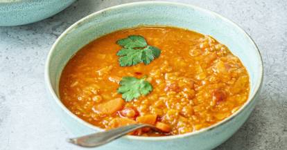 Rote-Linsen-Kokos-Suppe