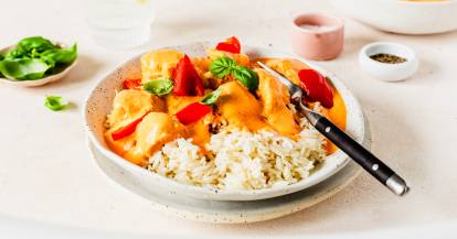 Hähnchen mit Paprika-Schmand-Soße