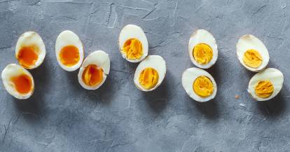 Gekochte Eier aufgeschnitten