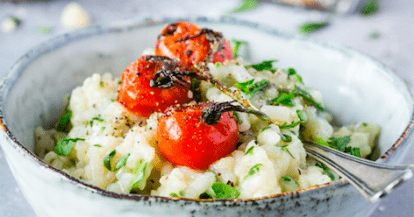 Risotto mit Kräutern und Tomaten