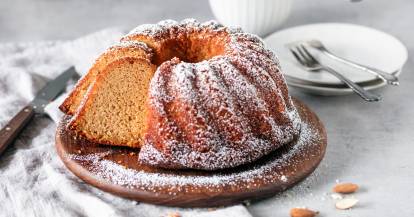 Saftiger Apfel-Möhren-Kuchen ohne Mehl