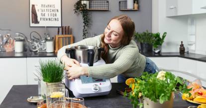 Isy mit Monsieur Cuisine