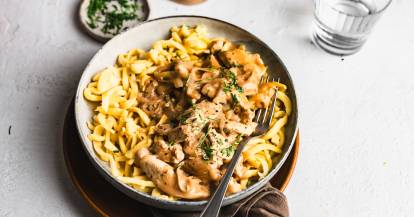 Zwiebel-Rahm-Geschnetzeltes mit Spätzle