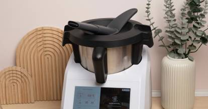 Der Kochfix Dampfumleiter auf dem Monsieur Cuisine