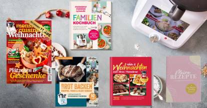 Bücher und Magazine für den Monsieur Cuisine von oben fotografiert