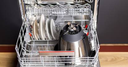 Der Mixbehälter des Monsieur Cuisine in der Spülmaschine