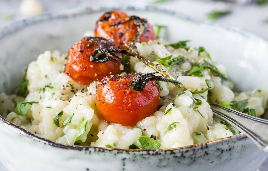 Bärlauch-Risotto mit Kirschtomaten