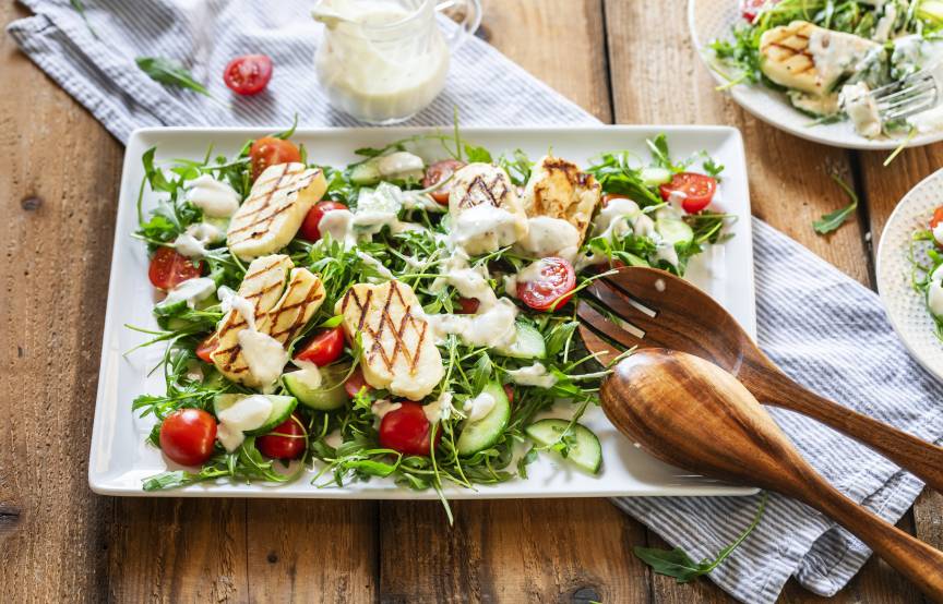 Griechische Halloumi-Salat-Platte