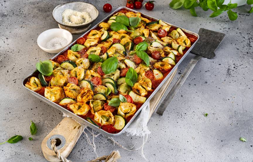 Tortellini Italiana vom Blech