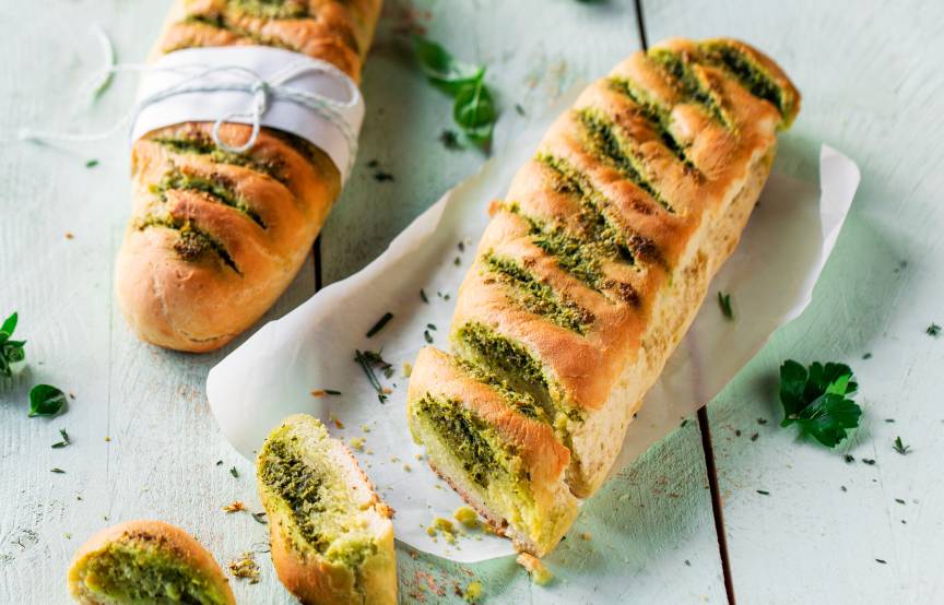 Knuspriges Kräuterbaguette