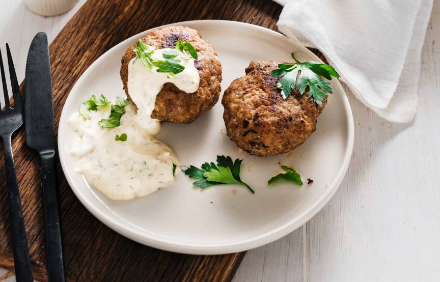 Frikadellen vom Blech mit Remoulade