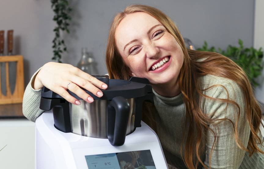 Isy mit Monsieur Cuisine