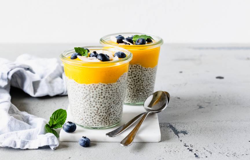 Chia Pudding mit Mangopüree