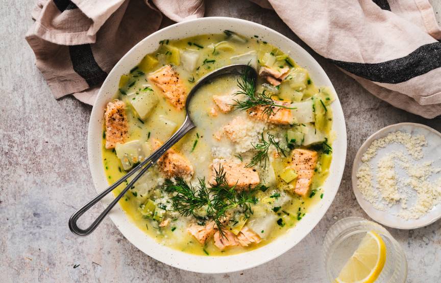 Leichte Wintersuppe mit Lachs