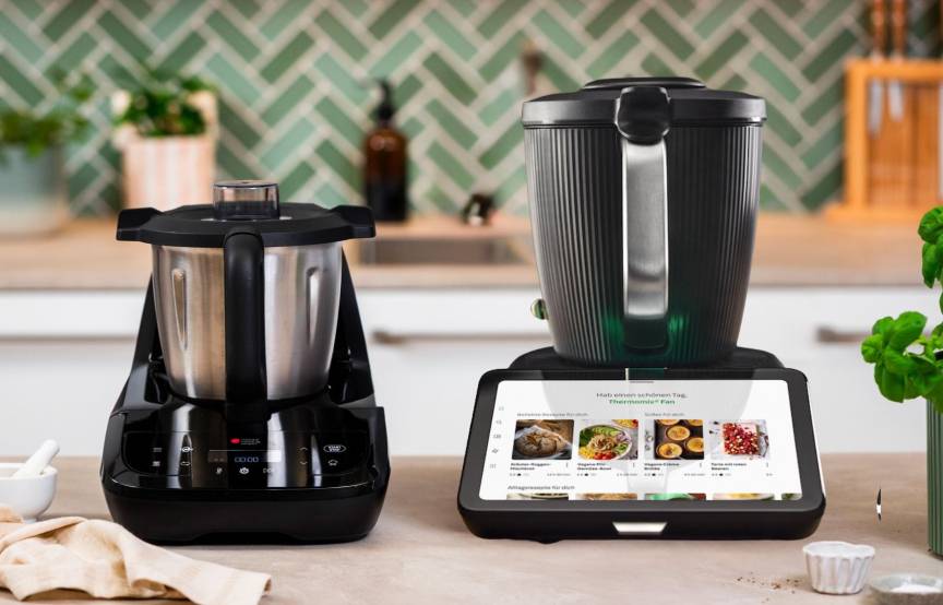Der Monsieur Cuisine compact neben dem Thermomix® TM7
