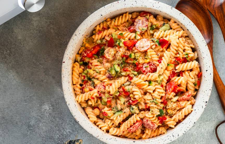 Cremiger Curry-Nudelsalat