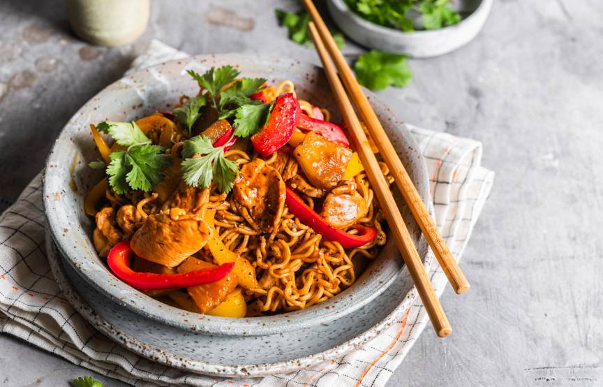 15-Minuten-Mie-Nudeln süßsauer