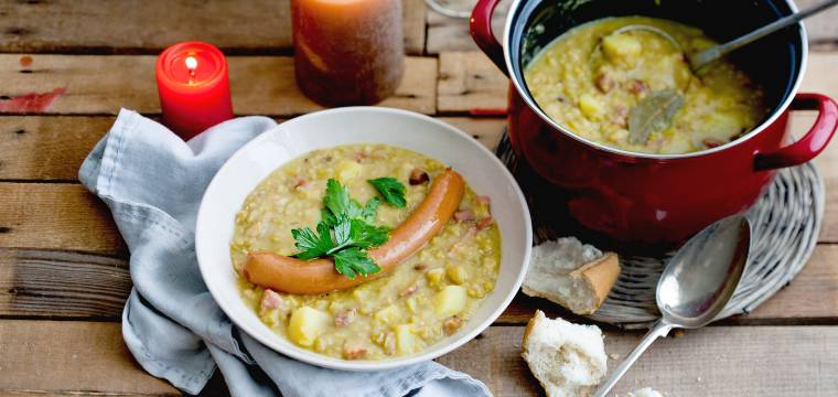 Erbsensuppe mit Speck Erbsensuppe mit Speck