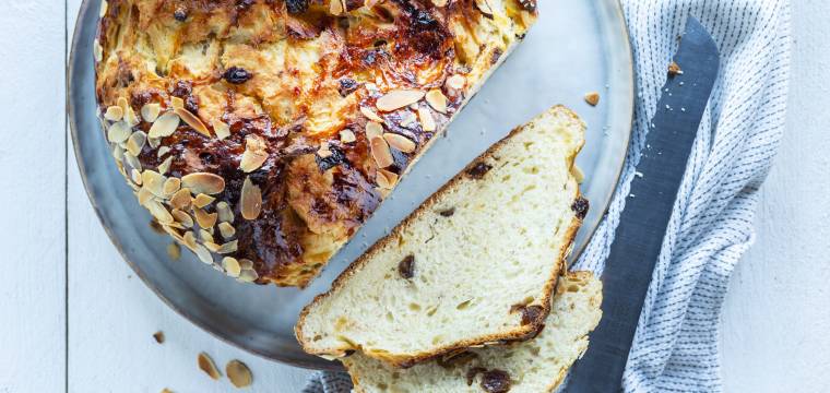 Osterbrot mit Quark Osterbrot mit Quark