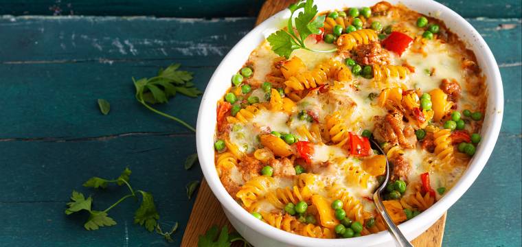 Nudelauflauf mit Veggie-Hack und Paprika Nudelauflauf mit Veggie-Hack und Paprika