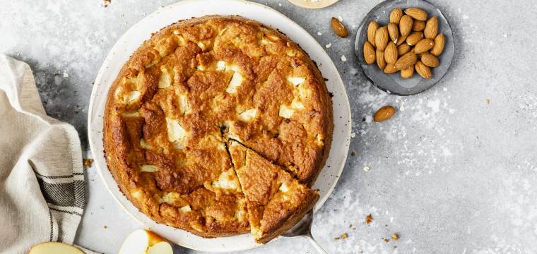Extra saftiger und veganer Apfelkuchen ohne Zucker