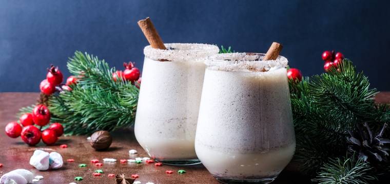 Heiße Oma – Milch mit Eierlikör